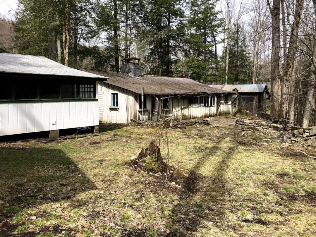 People were still living in Elkmont up until the 1990s, elkmont ghost town